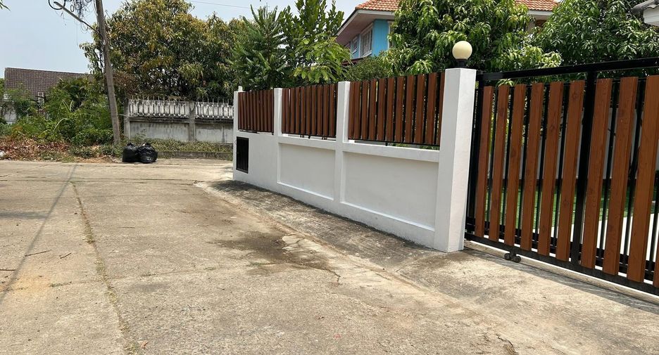 For rent 3 bedrooms house in Doi Saket, Chiang Mai