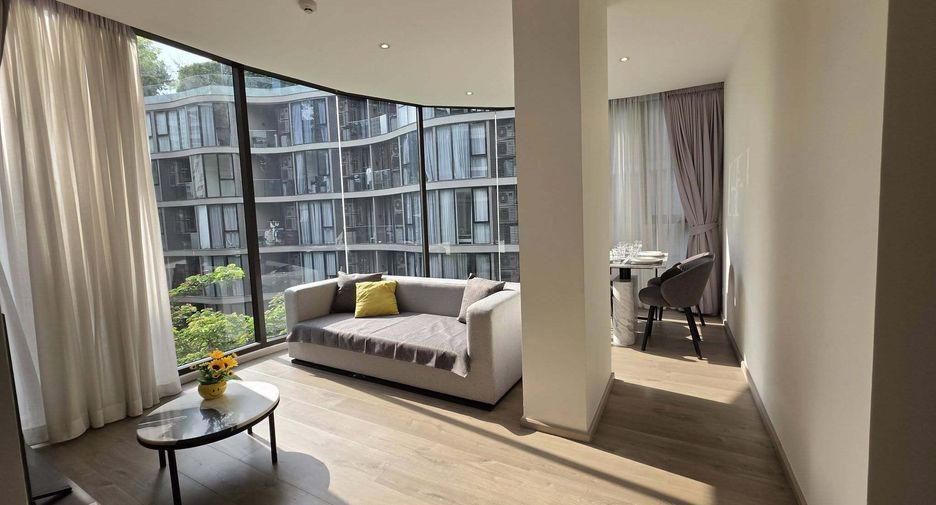 For rent 2 bedrooms condo in Khlong Toei, Bangkok
