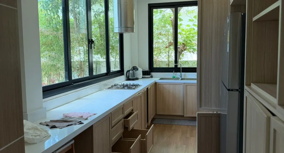 Haus zum Kauf mit 4 Zimmer in Mueang Phuket, Phuket