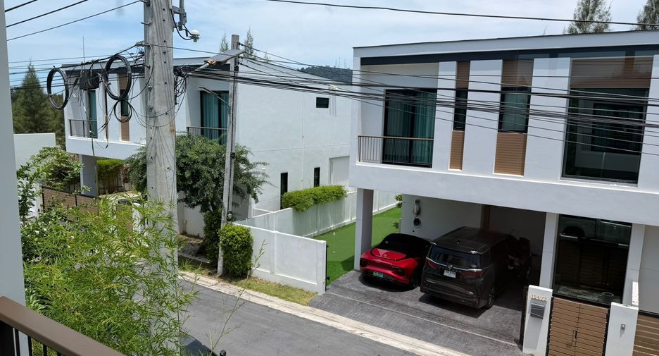 Haus zum Kauf mit 4 Zimmer in Mueang Phuket, Phuket