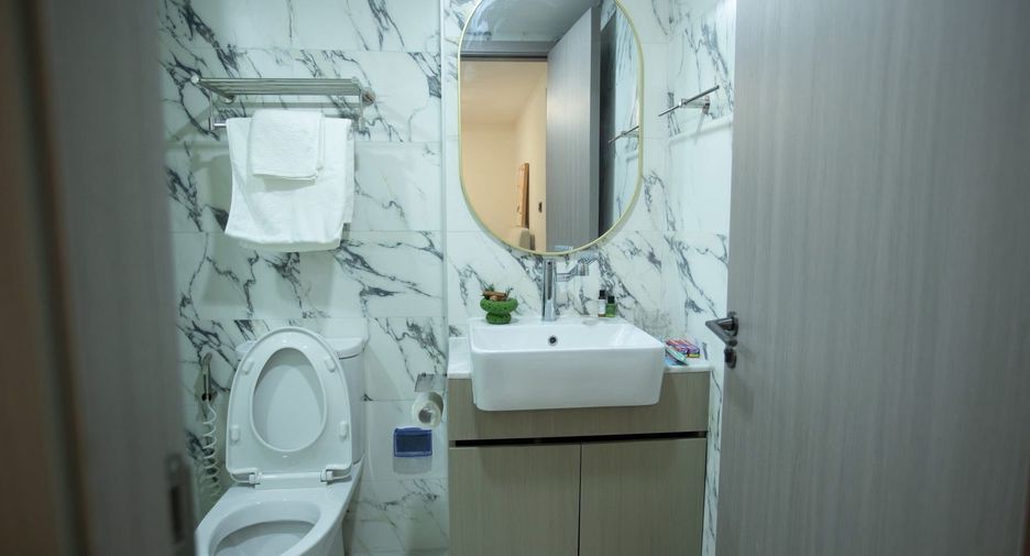 For rent 4 bedrooms condo in Mueang Chiang Mai, Chiang Mai