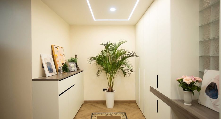 For rent 4 bedrooms condo in Mueang Chiang Mai, Chiang Mai