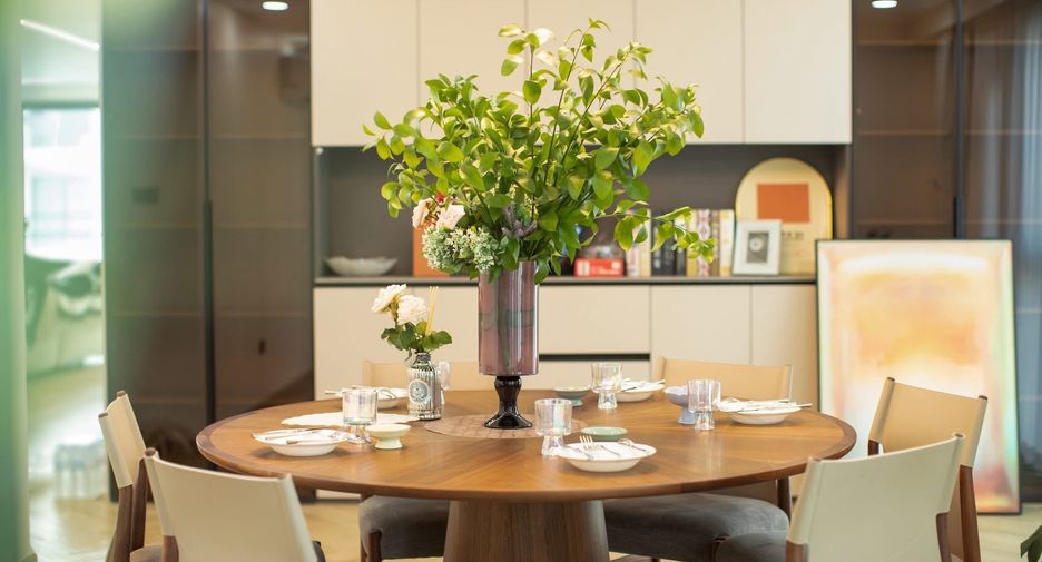 For rent 4 bedrooms condo in Mueang Chiang Mai, Chiang Mai