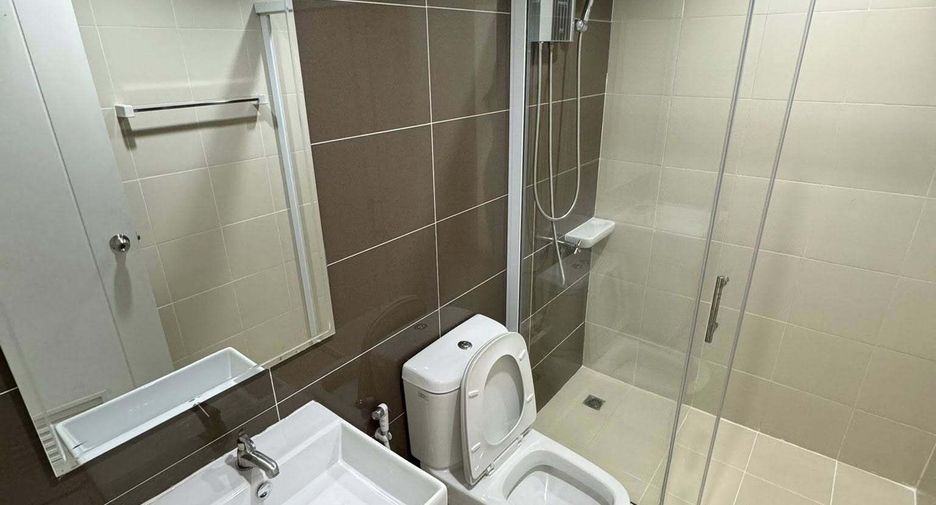 For rent 2 bedrooms house in Suan Luang, Bangkok