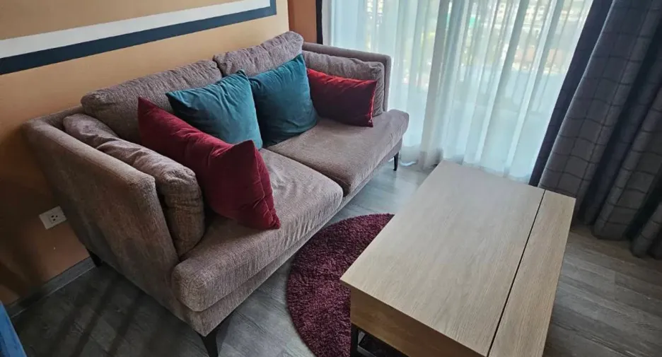 For sale and for rent 1 bed condo in Watthana, Bangkok