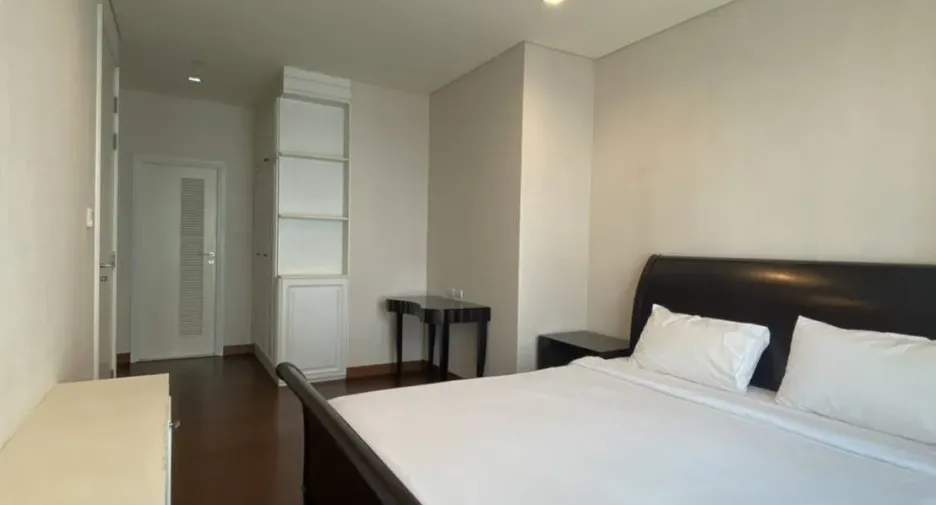 À louer 2 chambres condo à Watthana, Bangkok