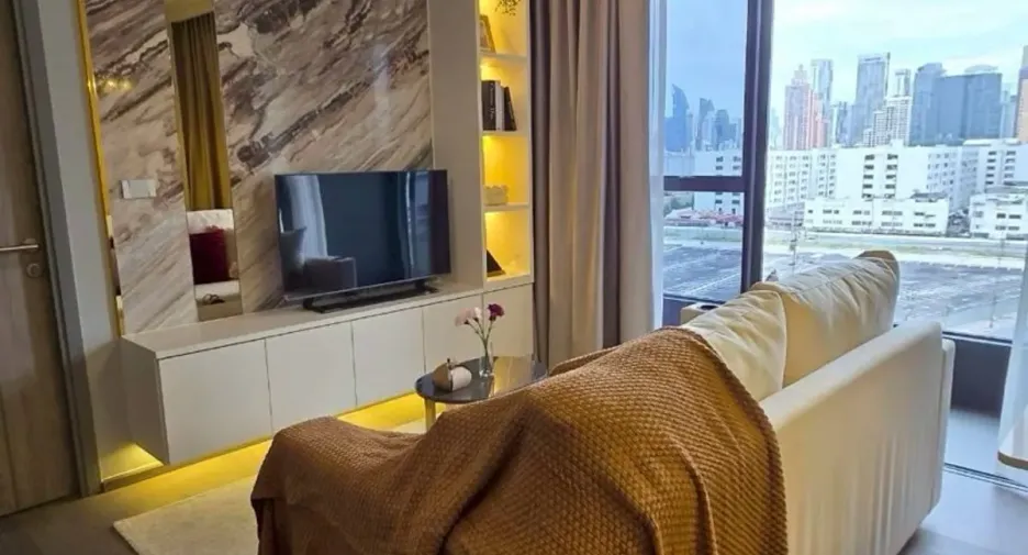 À vendre 2 chambres condo à Khlong Toei, Bangkok