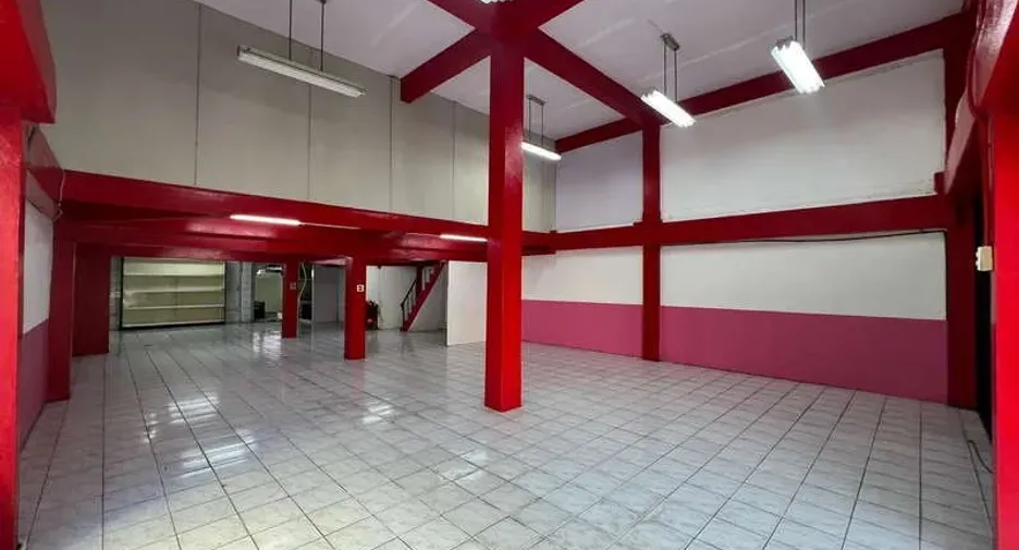 For rent retail Space in Suan Luang, Bangkok