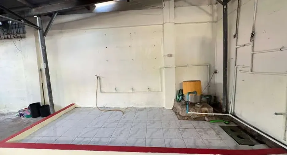 For rent retail Space in Suan Luang, Bangkok