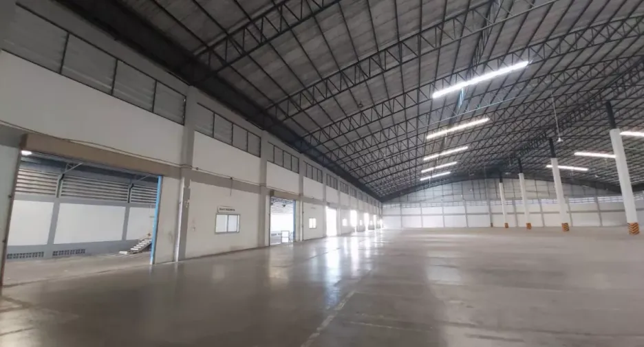 Almacén en alquiler en Mueang Samut Prakan, Samut Prakan