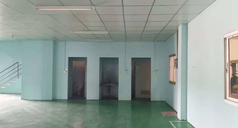 Almacén en alquiler en Mueang Samut Prakan, Samut Prakan