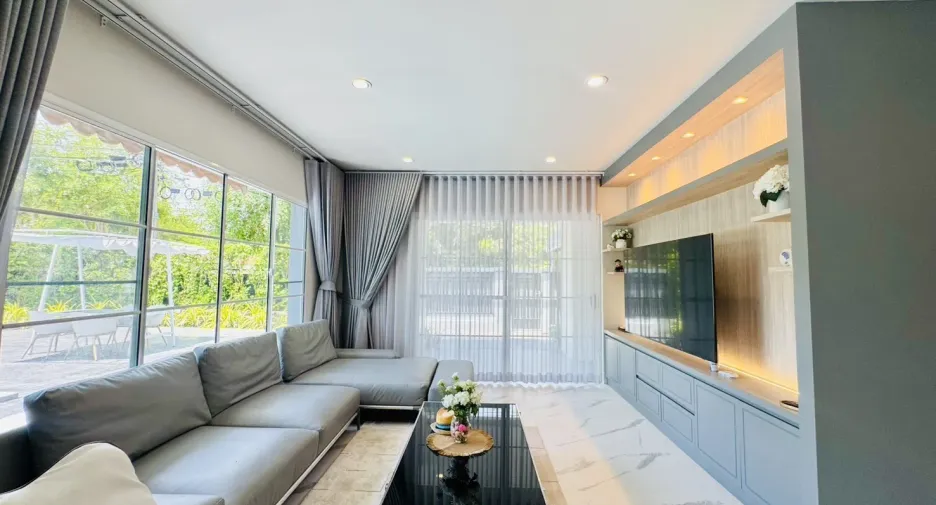 À louer 3 chambres maison à Mueang Phuket, Phuket