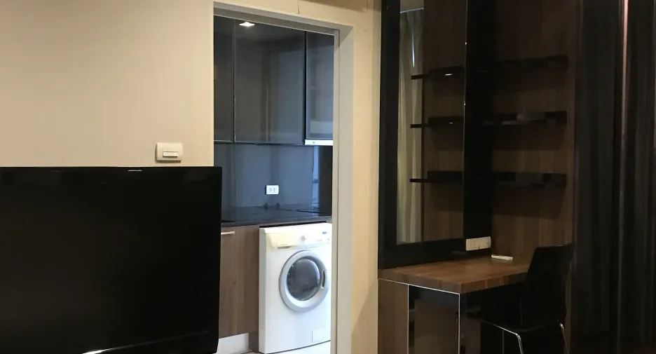 For rent studio condo in Watthana, Bangkok