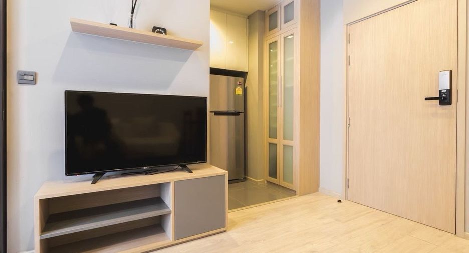 For rent 1 bed condo in Watthana, Bangkok