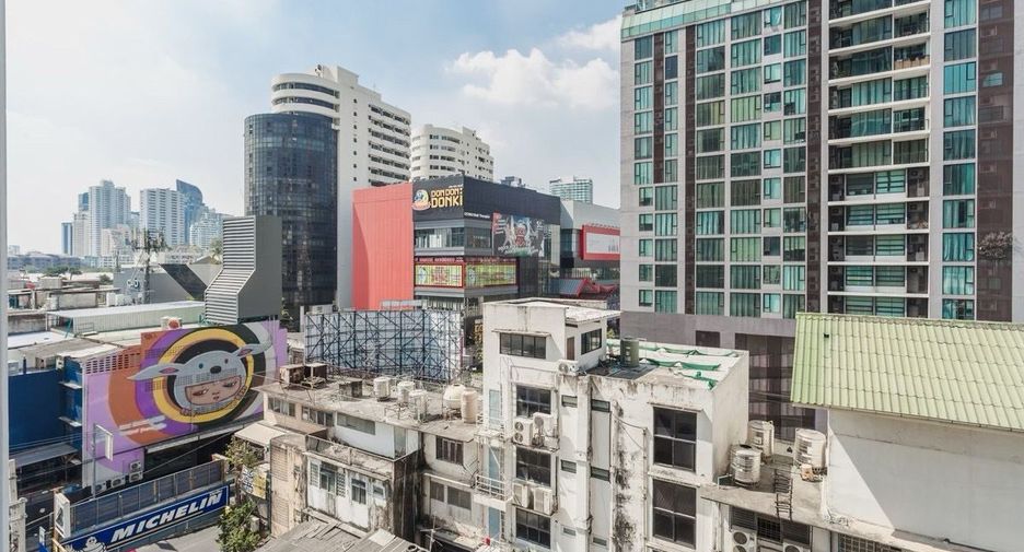 For rent 1 bed condo in Watthana, Bangkok