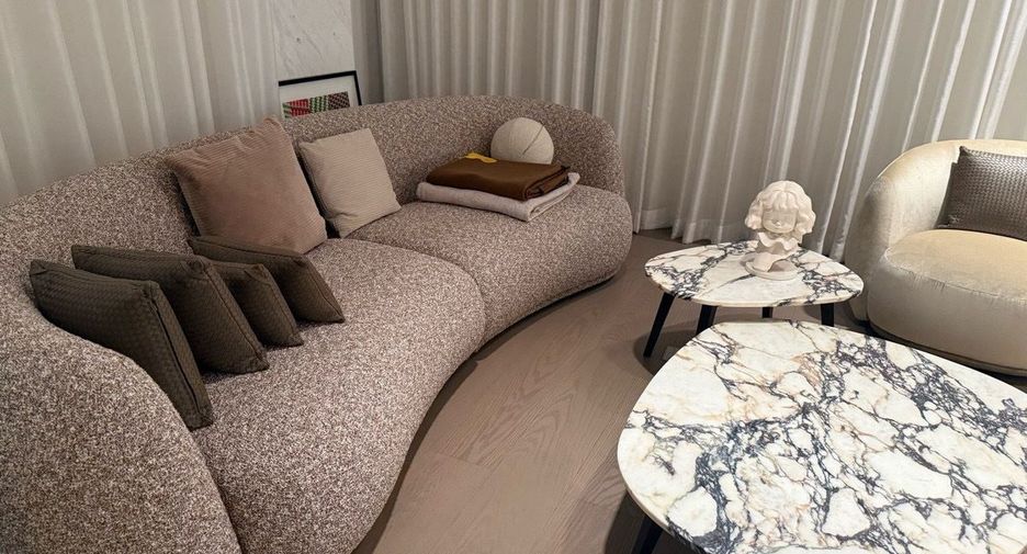Condo en venta y en alquiler de 2 habitaciones en Pathum Wan, Bangkok