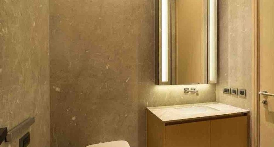 Condo en venta y en alquiler de 2 habitaciones en Pathum Wan, Bangkok
