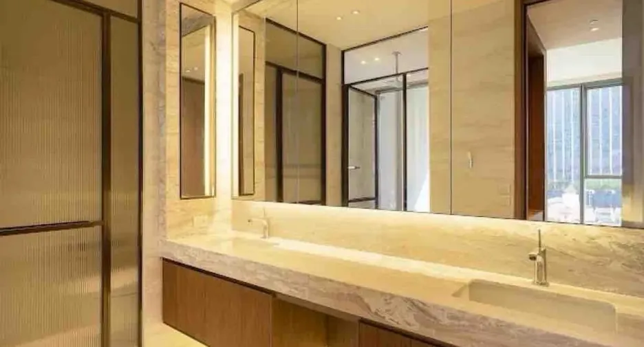 À vendre et à louer 2 chambres condo à Pathum Wan, Bangkok