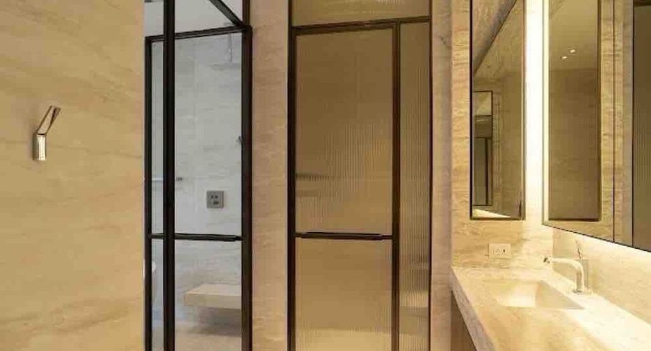 Condo en venta y en alquiler de 2 habitaciones en Pathum Wan, Bangkok
