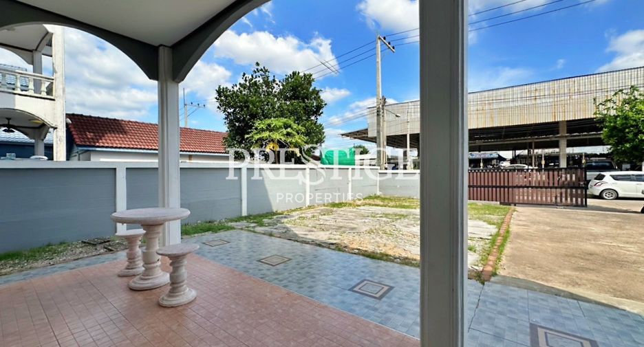 For rent 3 bedrooms house in Bang Lamung, Chonburi