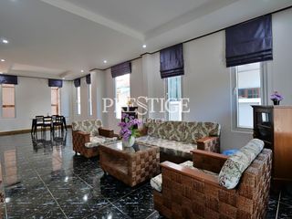 Casa en alquiler de 3 habitaciones en Bang Lamung, Chonburi