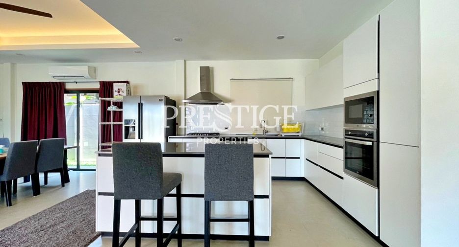 Haus zur Miete mit 3 Zimmer in Huay Yai, Pattaya