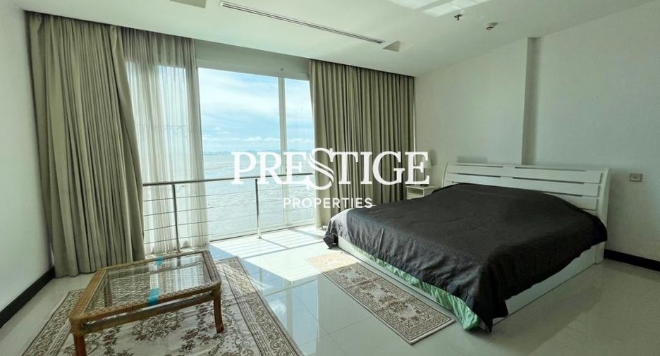 For rent 2 bedrooms condo in North Pattaya, Pattaya