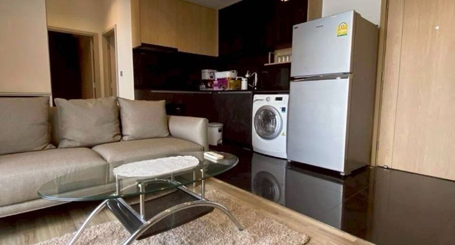 For rent 2 bedrooms condo in Chatuchak, Bangkok