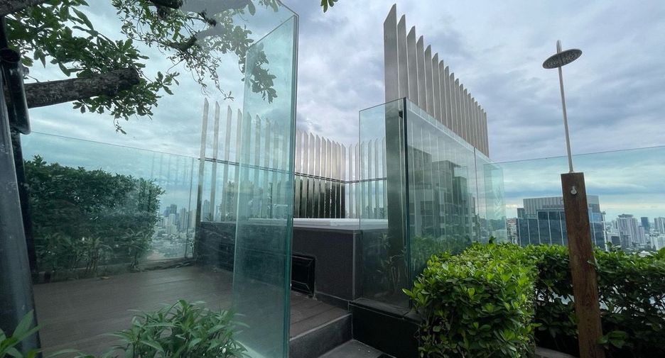 For rent 2 ベッドルーム condo in Khlong Toei, Bangkok