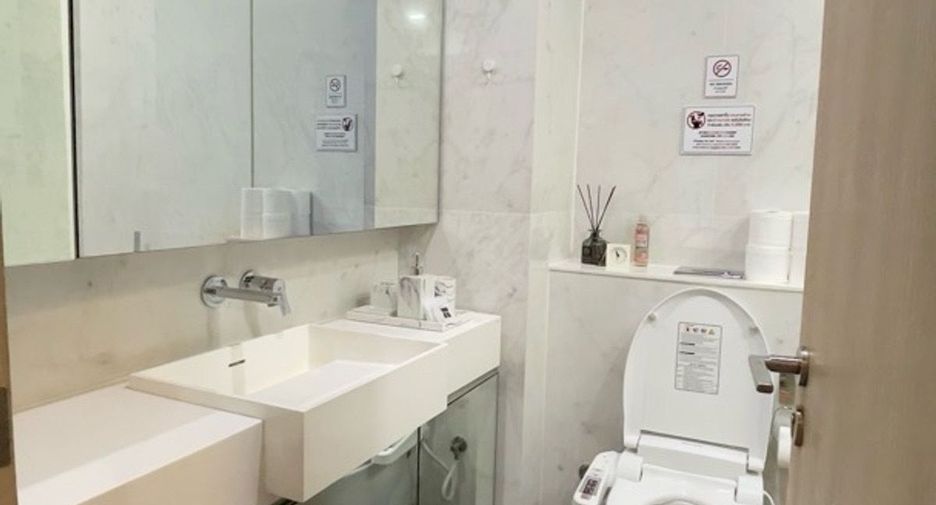 For rent 2 ベッドルーム condo in Khlong Toei, Bangkok