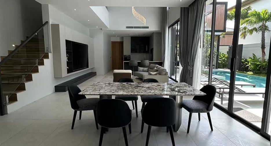 For rent 5 bedrooms villa in Mueang Phuket, Phuket