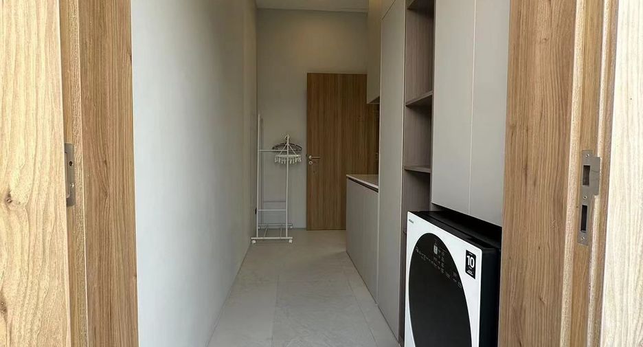 For rent 5 bedrooms villa in Mueang Phuket, Phuket