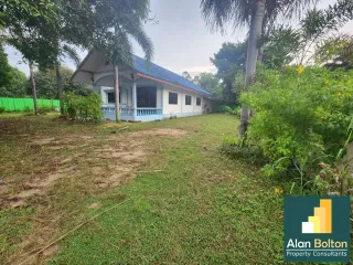 出售 土地 在 Bang Lamung, Chon Buri