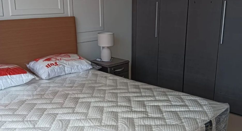 Продажа 2 спальни кондо в Йомтиен, Паттайя