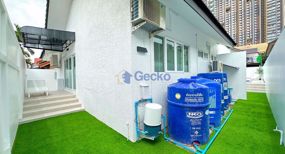 Casa en alquiler de 4 habitaciones en Jomtien, Pattaya