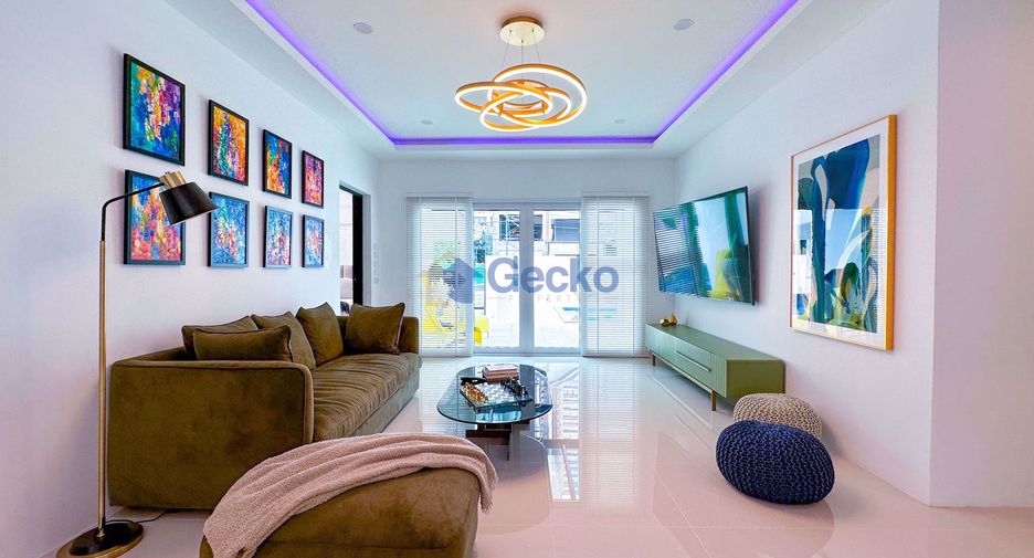 Casa en alquiler de 4 habitaciones en Jomtien, Pattaya
