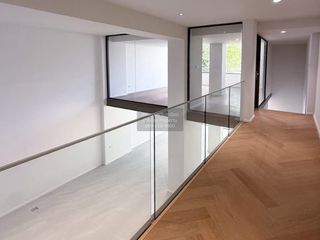 For sale 5 bedrooms townhouse in Watthana, Bangkok