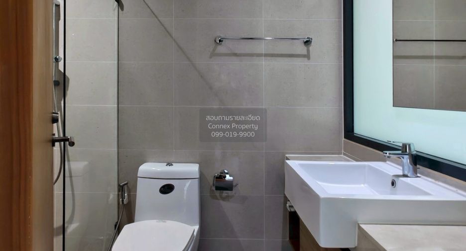 For sale 2 bedrooms condo in Yan Nawa, Bangkok