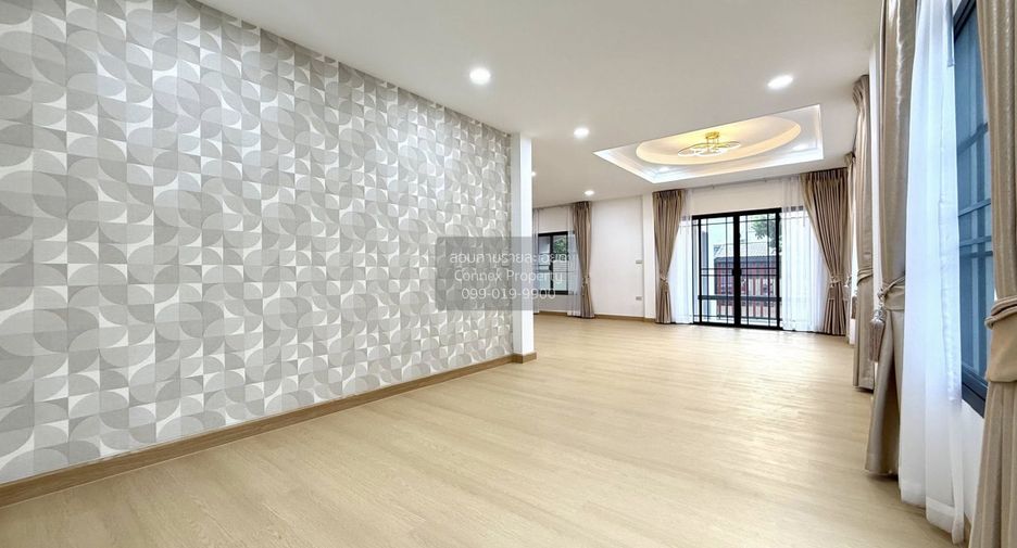 Haus zum Kauf mit 4 Zimmer in Bang Khae, Bangkok