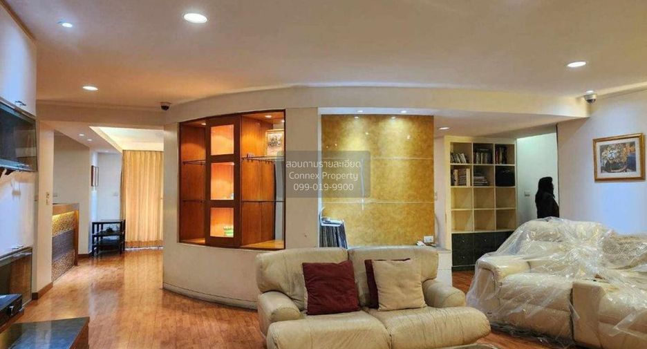 For sale 4 bedrooms condo in Chatuchak, Bangkok
