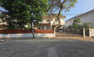 À vendre 4 chambres maison à Bang Kruai, Nonthaburi
