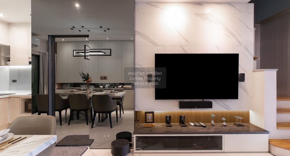 Casa adosada en venta de 3 habitaciones en Lat Phrao, Bangkok