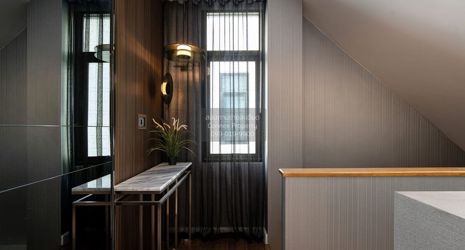 Casa adosada en venta de 3 habitaciones en Lat Phrao, Bangkok