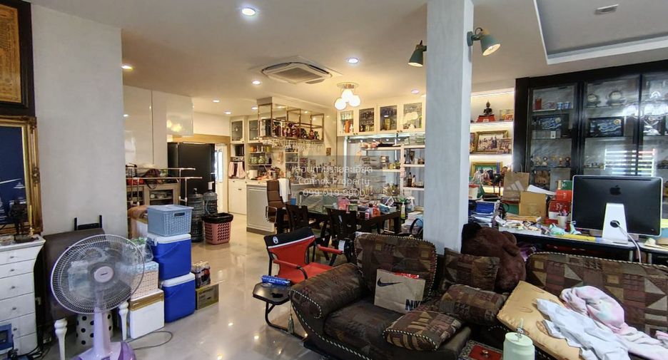 Haus zum Kauf mit 4 Zimmer in Mueang Samut Sakhon, Samut Sakhon