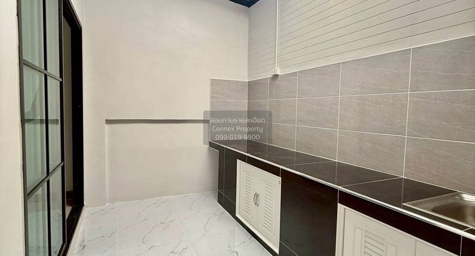 For sale 2 bedrooms townhouse in Bang Bua Thong, Nonthaburi