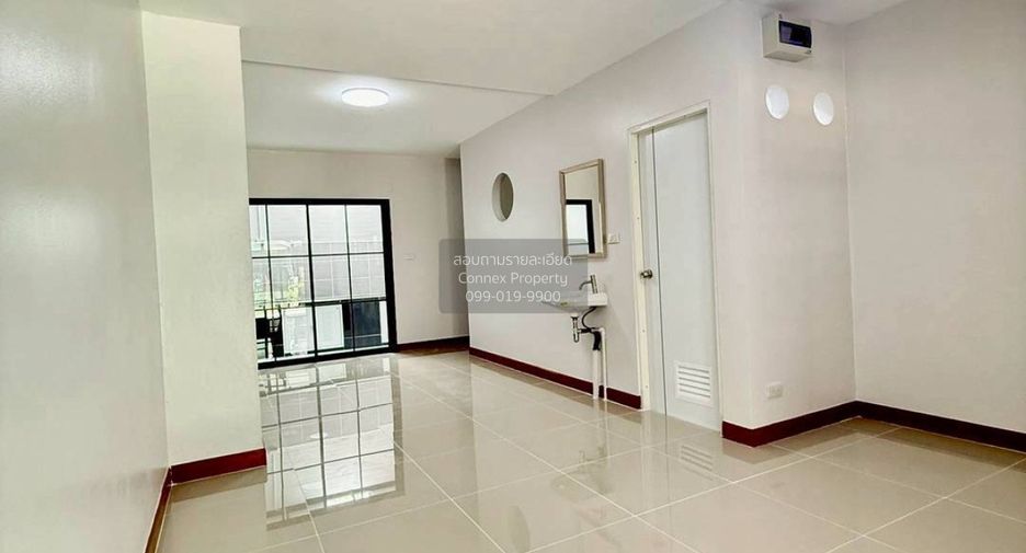 For sale 2 bedrooms townhouse in Bang Bua Thong, Nonthaburi