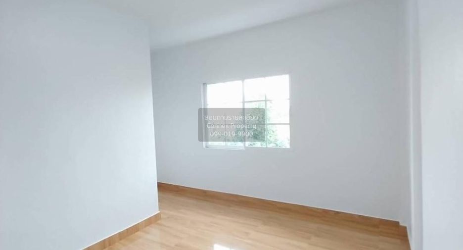 For sale 2 ベッドルーム townhouse in Nong Chok, Bangkok