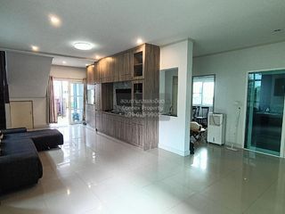 Продажа 3 спальни дом в Bang Phli, Самутпракан