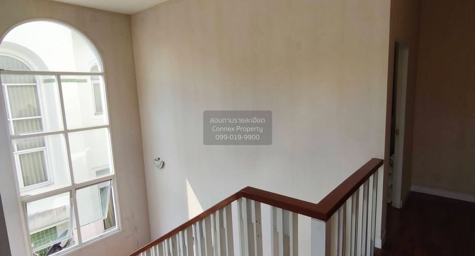 For sale 3 bedrooms house in Lat Phrao, Bangkok