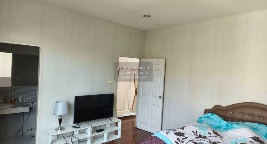 For sale 3 bedrooms house in Lat Phrao, Bangkok